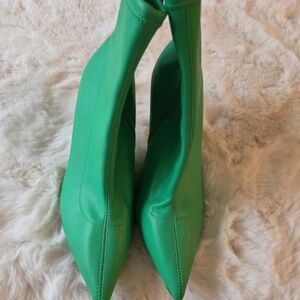 Bar III Bright Green Pointed Toe Stiletto Ankle Boots